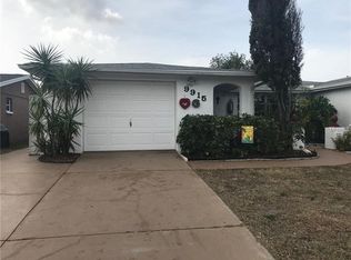 9915 Lakeside Ln, Port Richey, FL 34668