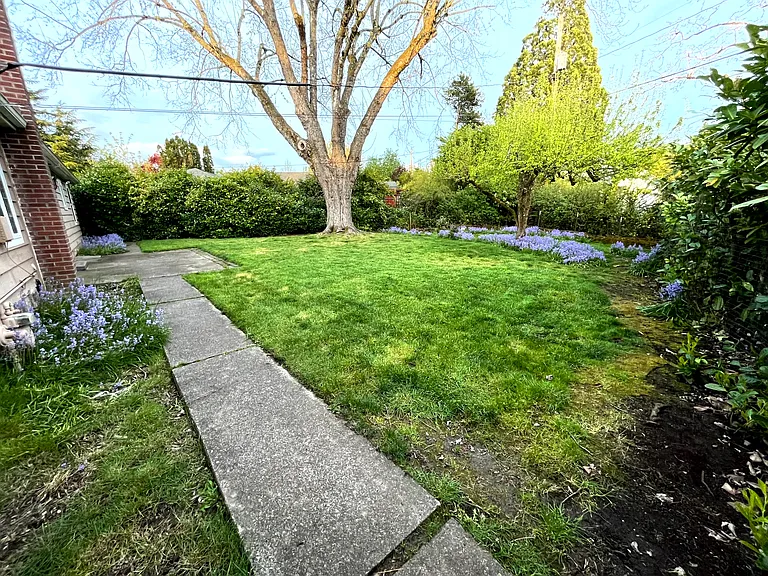 12080 SW Fairfield St — Photo 19