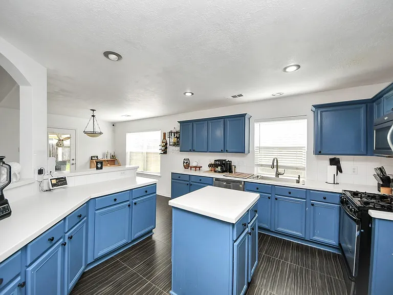 18318 Farriswood Ct — Photo 8