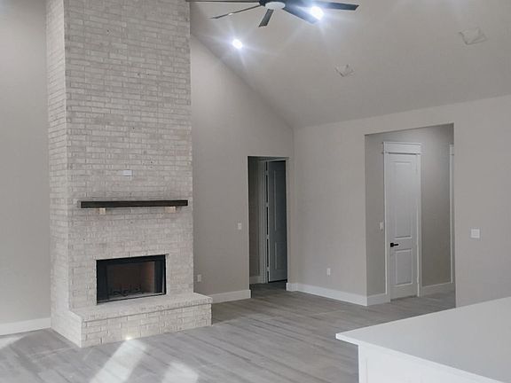 3rd image of 146 Hauser Pl