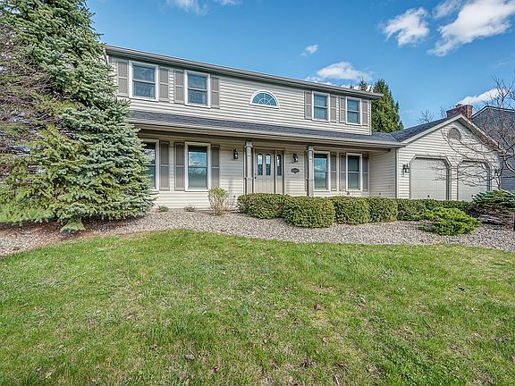 2nd image of 7185 Opal Dr