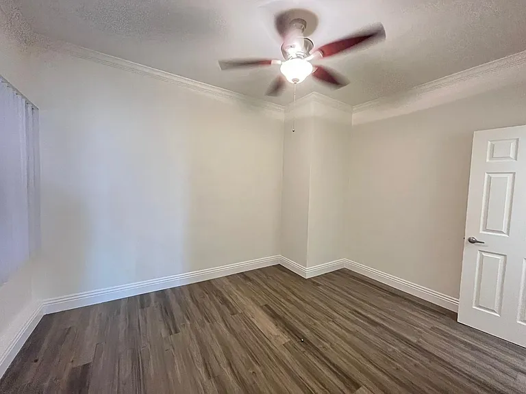 2743 San Marino Street — Photo 16