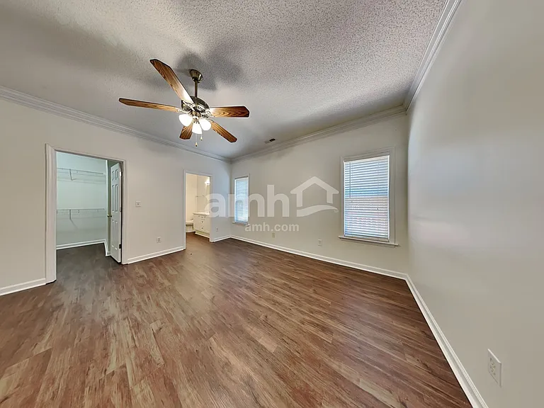5320 Sahalee Way — Photo 8