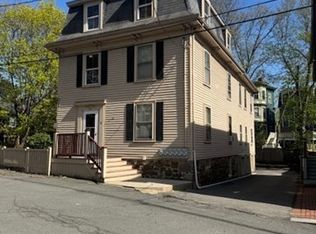 15 Harris St APT 3, Marblehead, MA 01945