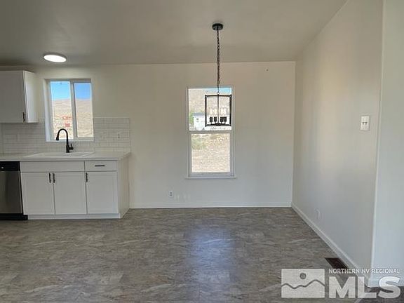 4th image of 7900 Pueblo Dr