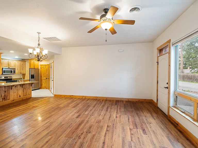 396 N Juniper Bay Rd — Photo 8