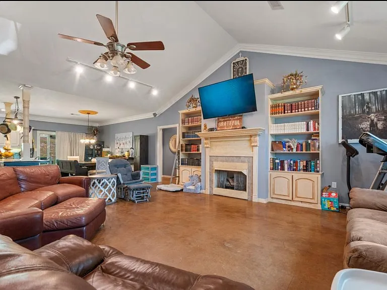 114 Cliffwood Loop — Photo 12