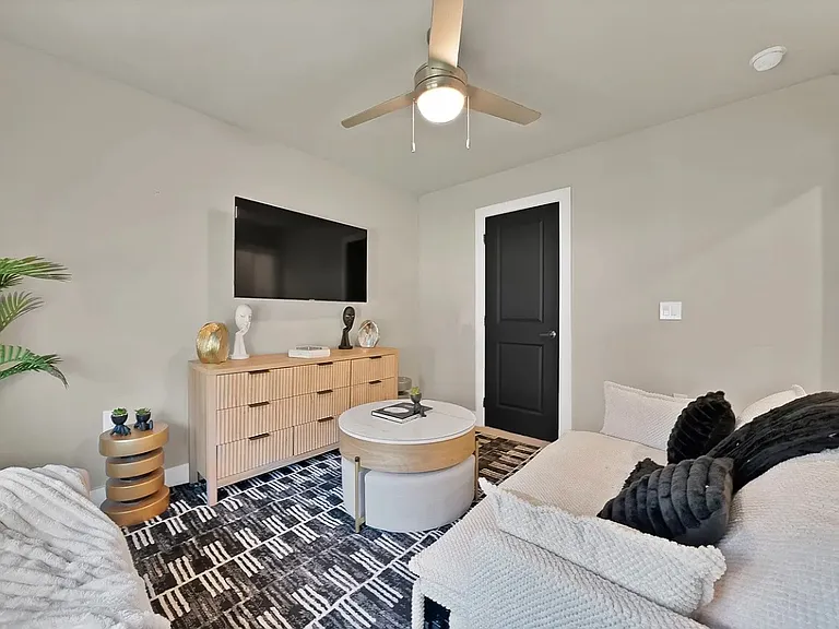 3320 Norris St — Photo 16