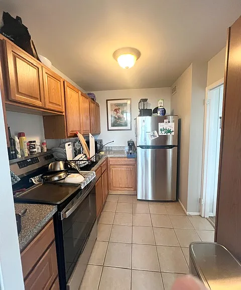 1850 N Clark St #710 — Photo 7