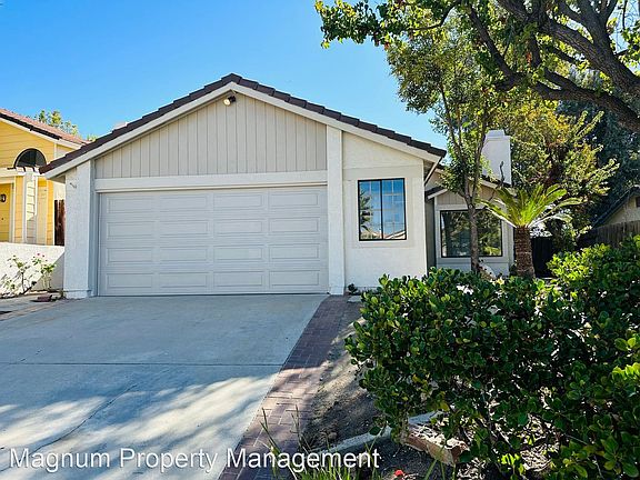 2nd image of 27194 Rainbow Creek Dr