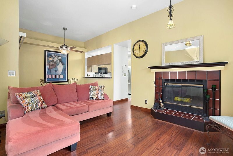 3rd image of 1617 Summit Avenue #42