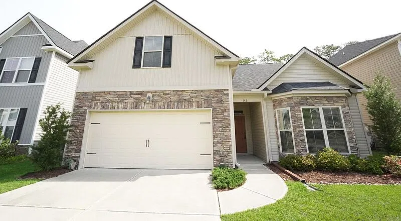 4 bed, 3.0 bath, 2138 sqft, $2,400 — Photo 3