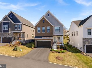 21340 Rainier Ln, Ashburn, VA 20148
