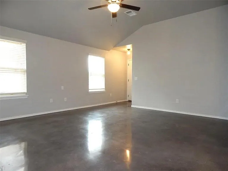 205 Park Pl — Photo 4