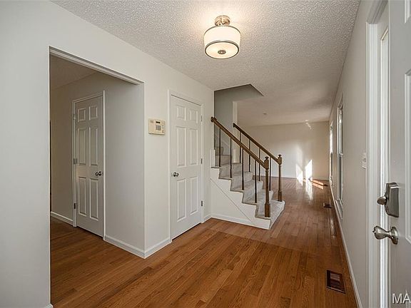 5th image of 1226 Dunloe Rd