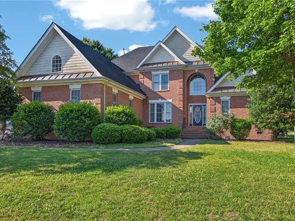 127 Pelican Reach, Suffolk, VA 23435