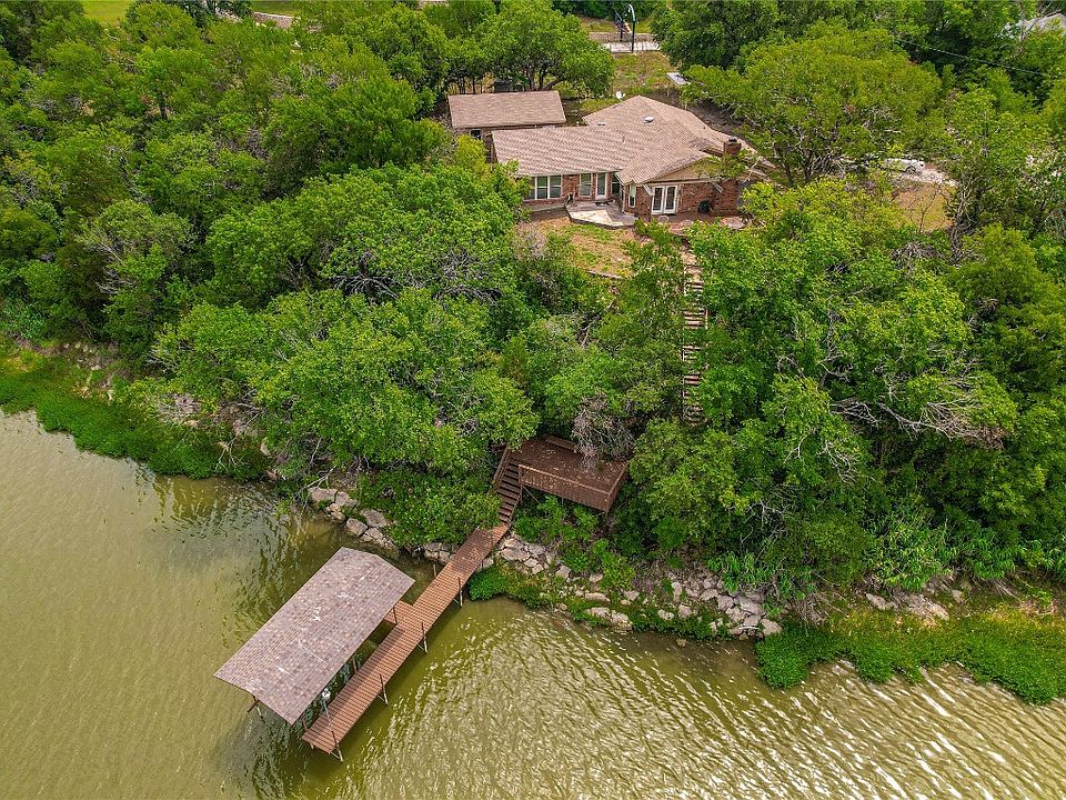 1st image of 4521 Clarke Dr