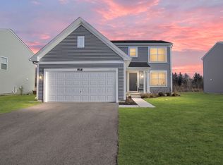 916 Sharp Dr, Plano, IL 60545