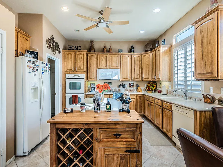 80571 Hoylake Dr — Photo 21