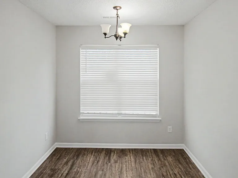 5720 Justins Forest Dr — Photo 6