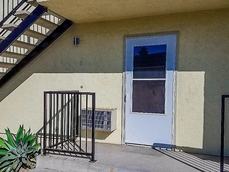228 Twin Oaks Ave — Photo 25
