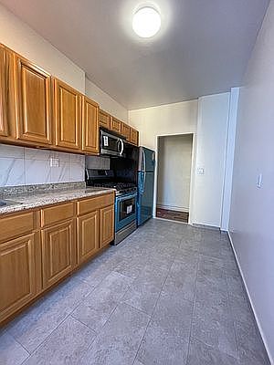 1st image of 1946 Amsterdam Ave #61