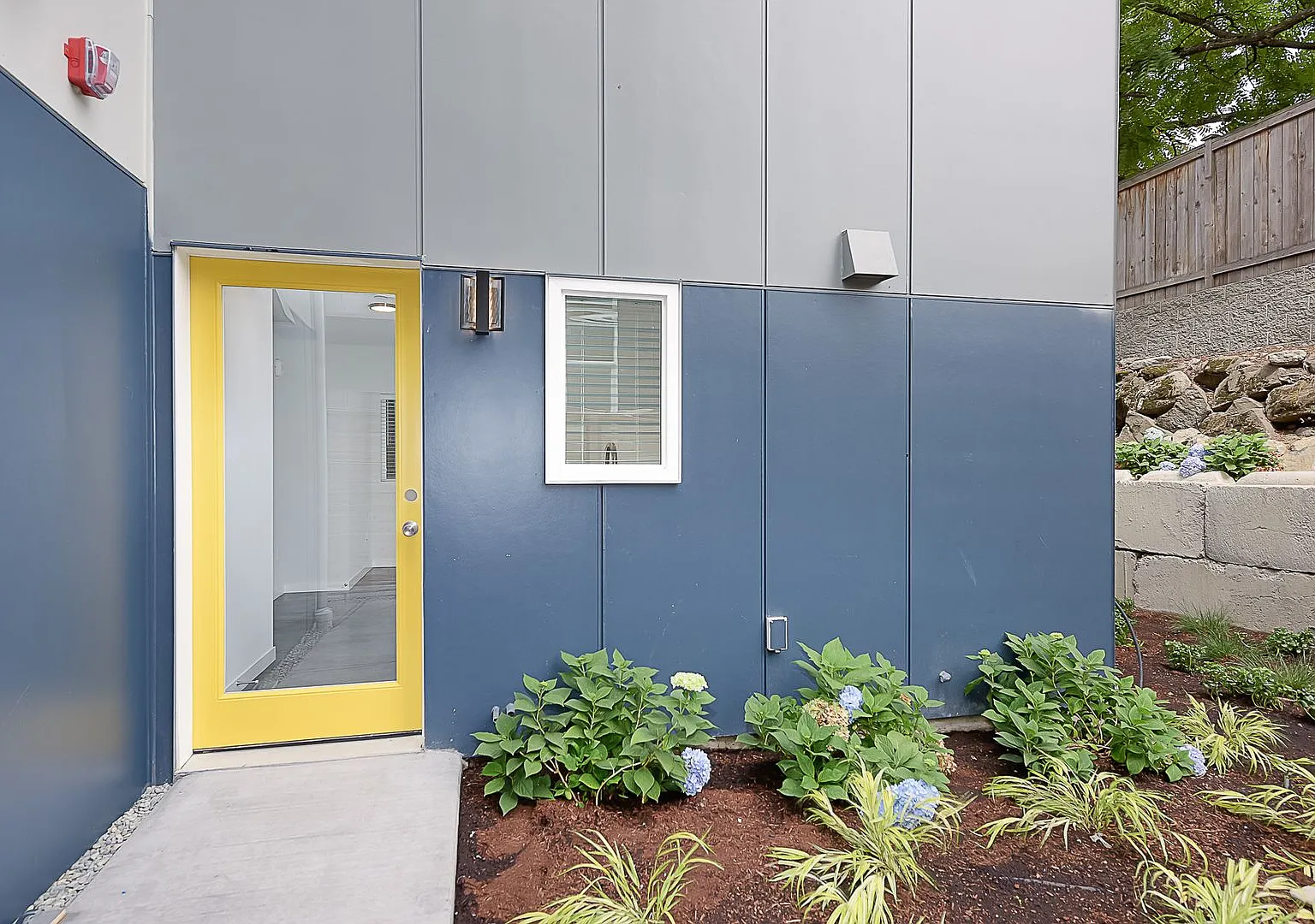 Birch Apartments Annex — Photo 1