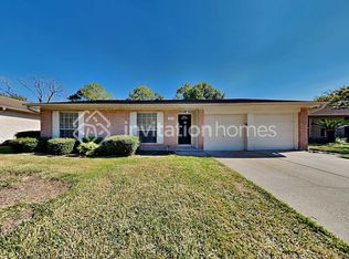 5323 Bulen Ave, Friendswood, TX 77546