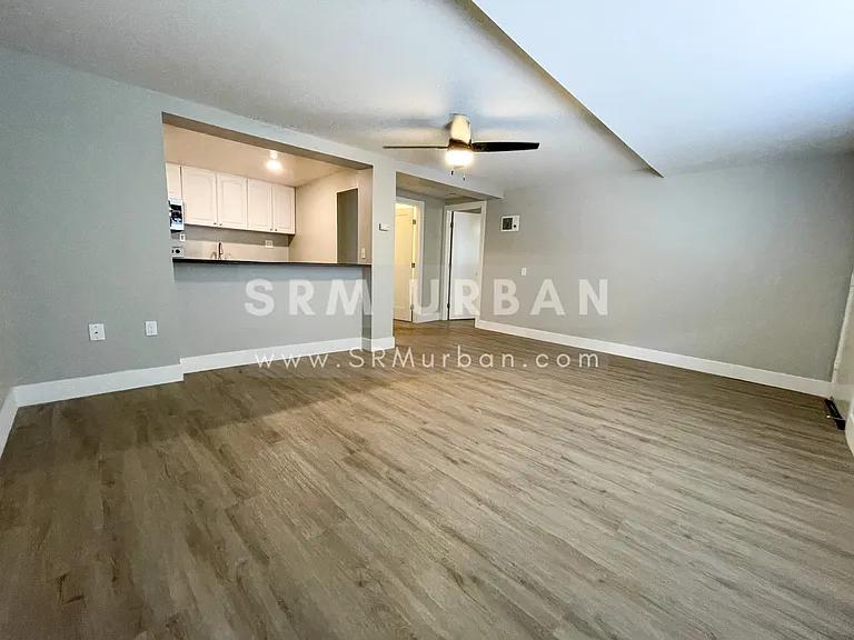 4318 Meade Ave #13 — Photo 2