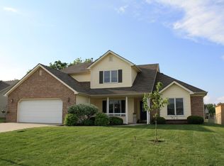 1410 Barrington Dr, Auburn, IN 46706