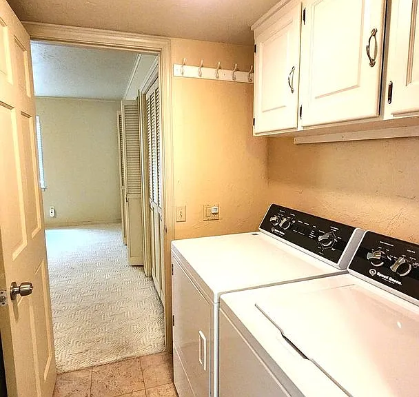 7900 Lakehurst Dr — Photo 29