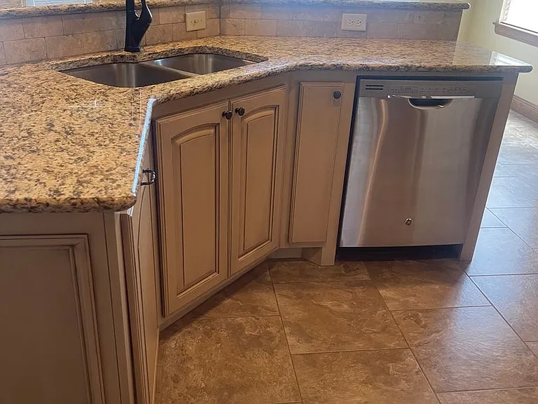 3320 Enclave Ln — Photo 23