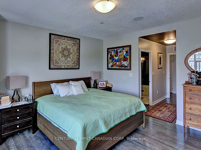 330 Ridout St N #2108 — Photo 16