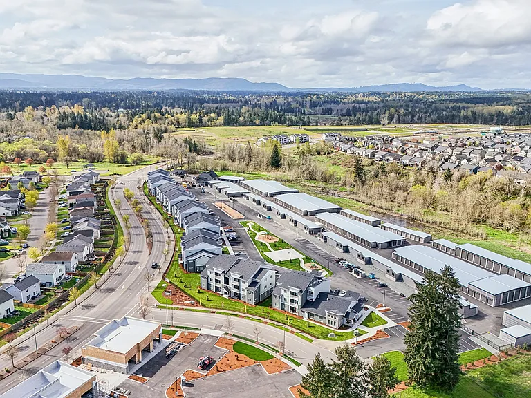 Tahoma Terrace Apartments — Photo 32