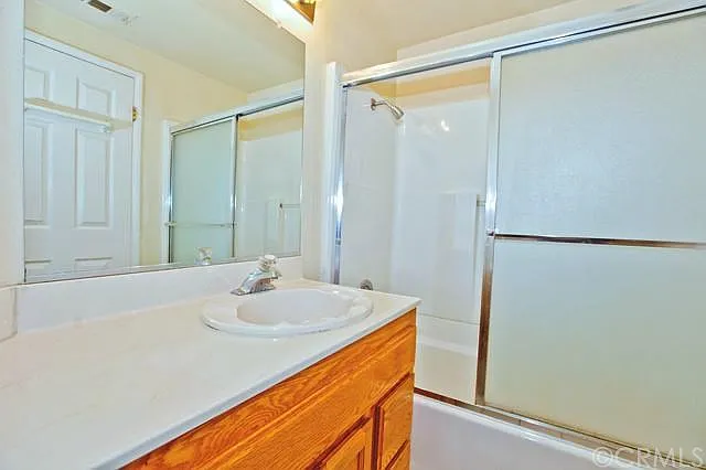 4584 Filson St — Photo 2
