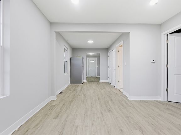 3rd image of 521 Fitch Rd