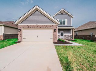 669 Big Leaf Ave, Bowling Green, KY 42104