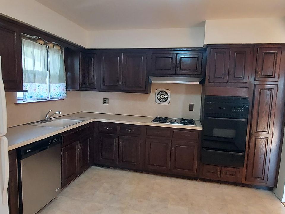 56 137th St FLOOR 2, Flushing, NY 11355 Zillow