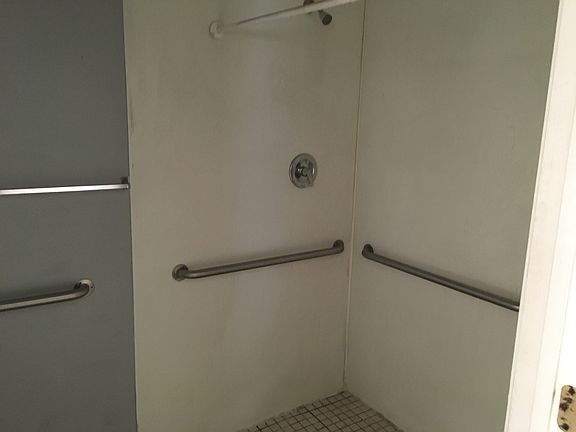 5th image of 7813 Woodberry Ln