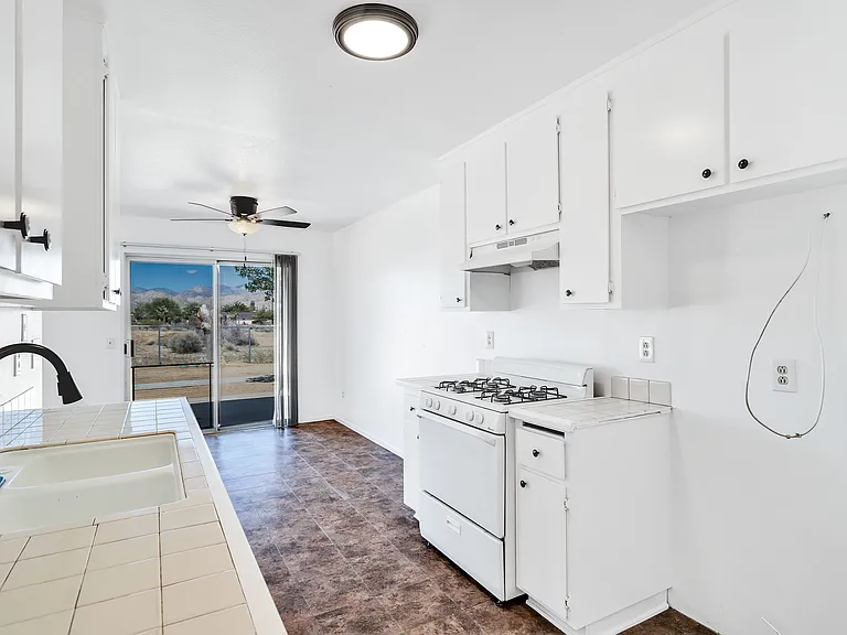 7208 Palo Alto Ave #1 — Photo 16