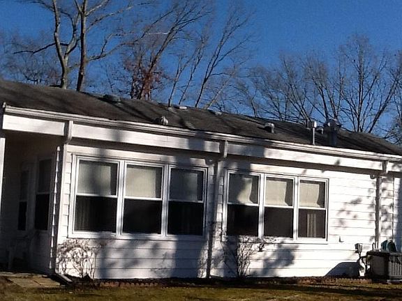 2nd image of 3 Willow St #D