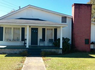 1136 S Presley St, Atmore, AL 36502