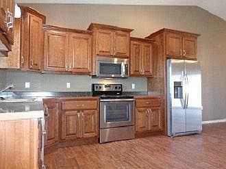 4th image of 318 Highland Grove Dr