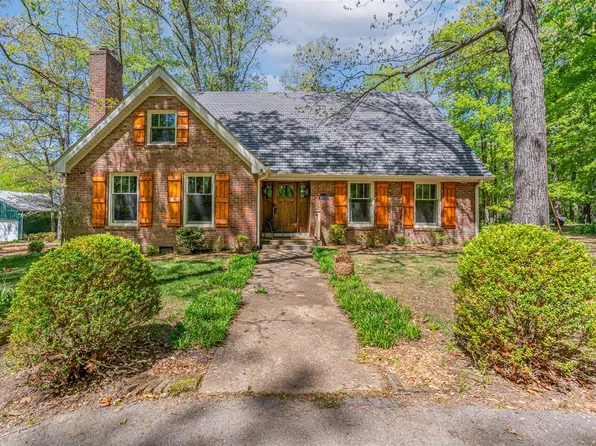 12367 Nashville Rd, Woodburn, KY 42170