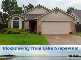 1404 Mockingbird Dr, Grapevine, TX 76051