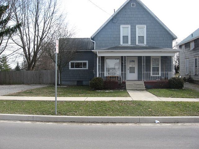 1st image of 719 W William St