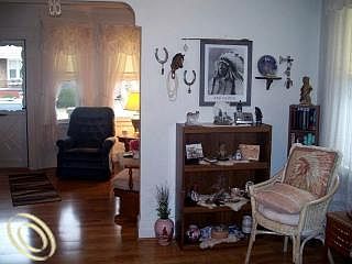 5th image of 5025 Eldridge St