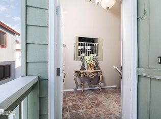 8680 Cross Pointe Loop, Anchorage, AK 99504