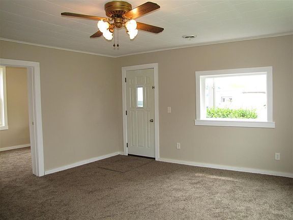 2nd image of 364 W Main St