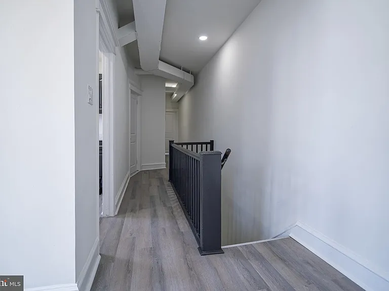 2410 Wharton St #2 — Photo 11